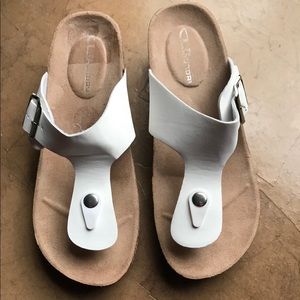 CL By Laundry slip on sandal